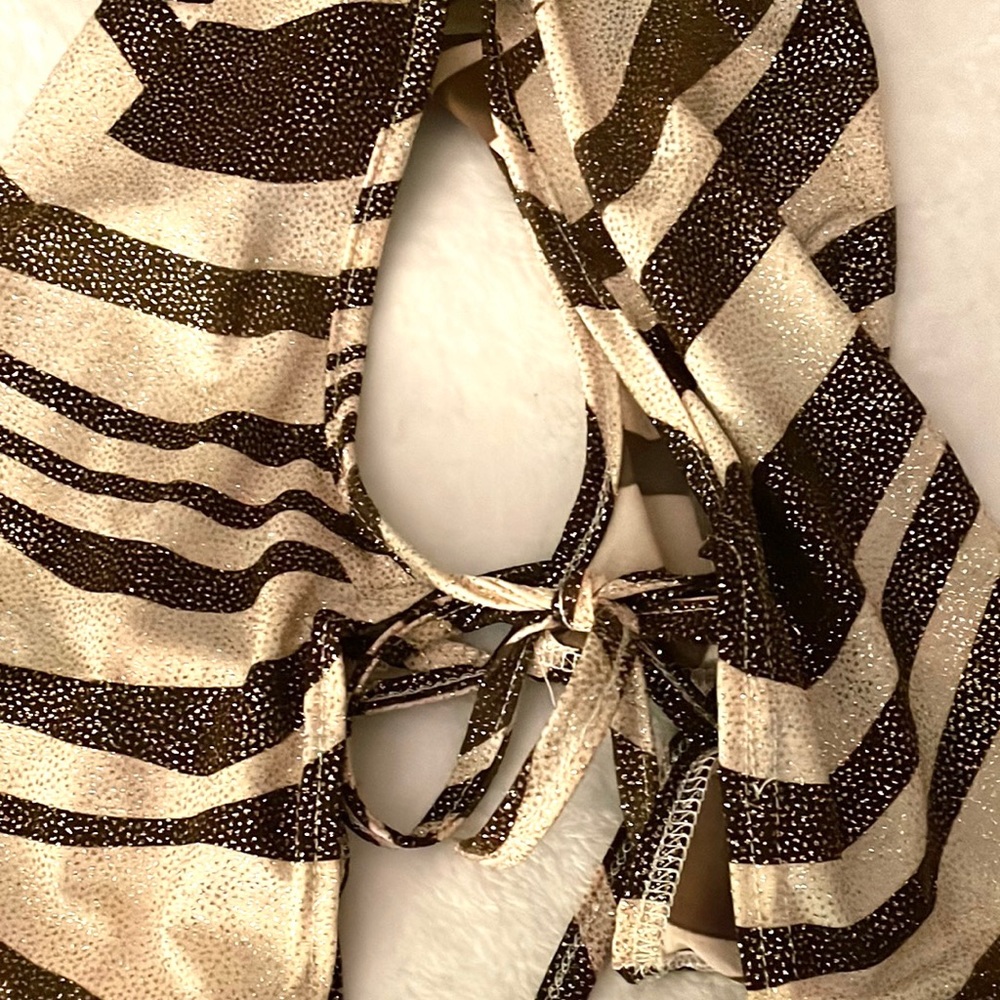NWT pretty little thing high neck sparkly brown/tan top! party going out top! - Picture 7 of 7